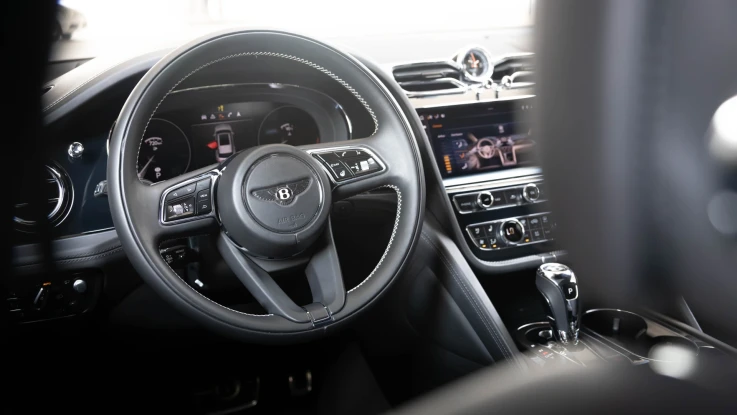 Bentley Bentayga2024 TIFFANI RENTAL IN DUBAI - undefined